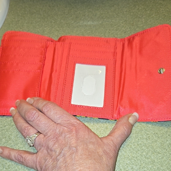 NWOT Vera Bradley Colorful Quilted Women's Wallet - Picture 9 of 13